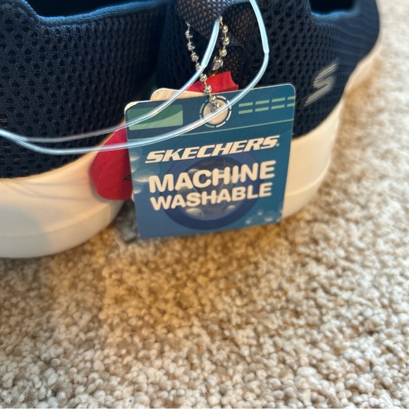 Skechers Go Walk Joy Sensational Day Womens 7.5 Slip-On Walking Shoes - Picture 7 of 7